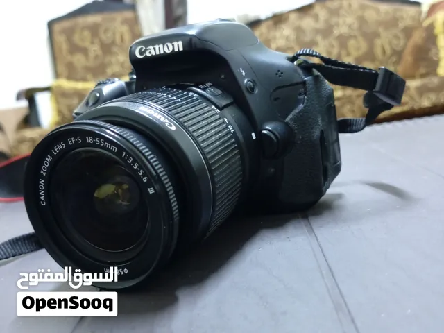 للبيع: كاميرا كانون Canon EOS 600D الاحترافية كاميرا كانون 600D مع عدسة 18-55mm — شتر قليل جداً!