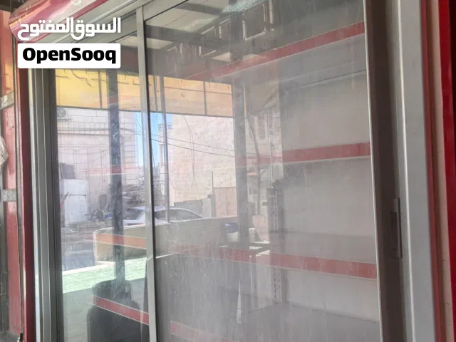 ثلاجة عرض للبيع