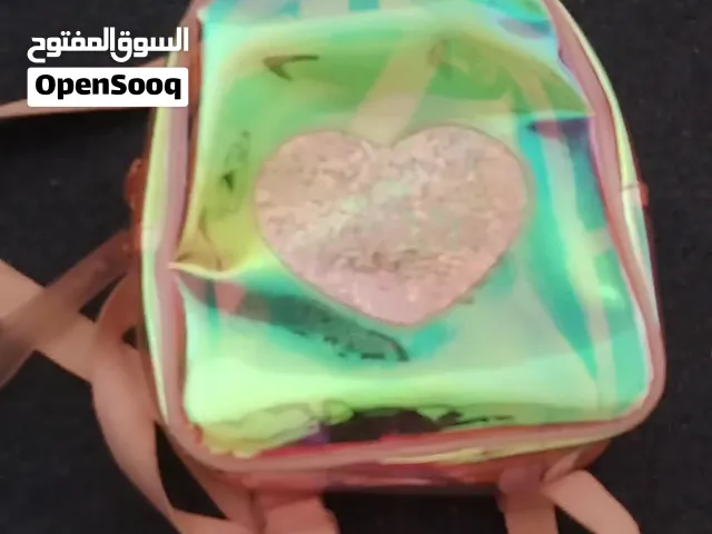 شنطه للاطفال جيد للاستخدام.