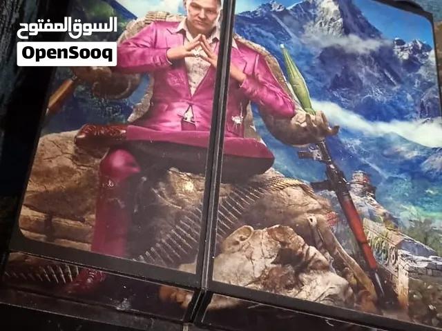 بلي 4 فات 500 قيقا بايت والطيبين يدللون علينه ال يدات 4 ثنين شغالات بس بيهن خلل وثنين لا واني بلخدمه