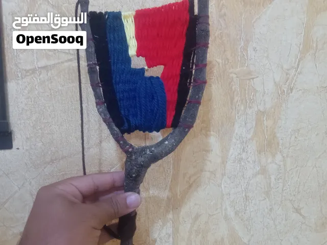 نسج علي الغصن