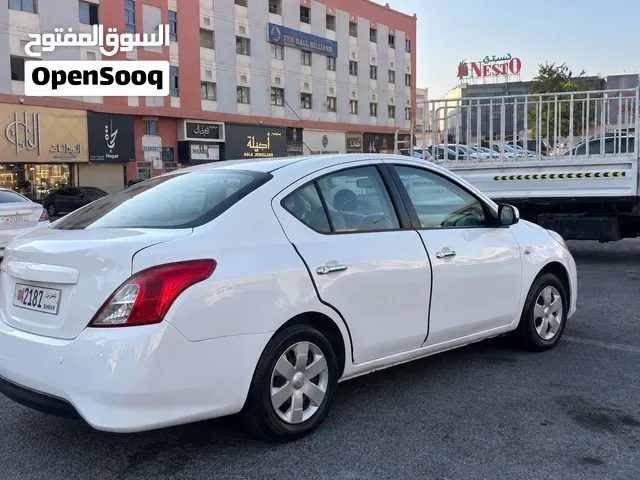 Nissan sunny 2012