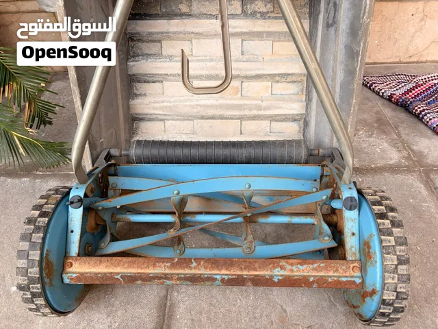 مكينة جز العشب