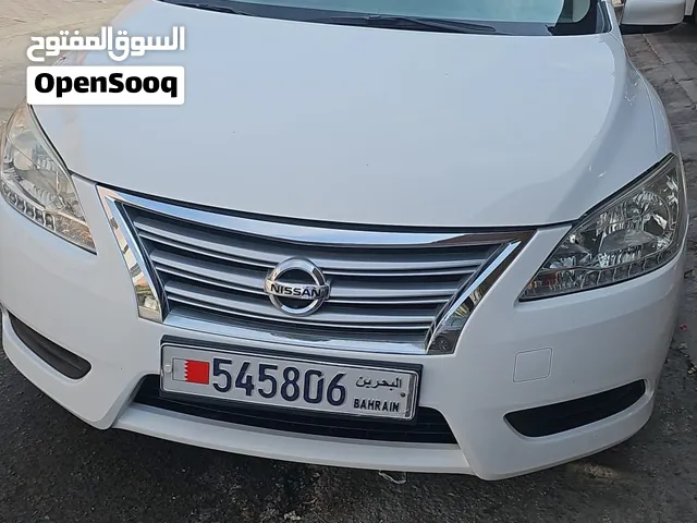 للبيع نيسان سنترا 2000 دينار وقابل بشي بسيط