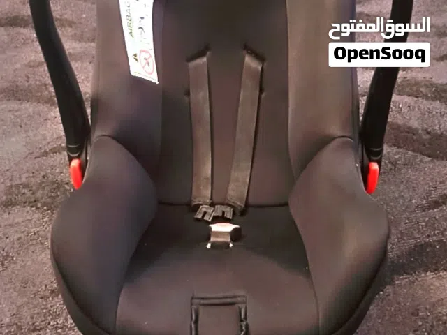 كوت بيبي نظيف جدا ومعاه حمالة بيبي  محمول مجانا