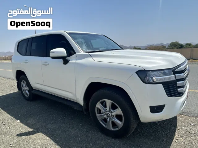 SUV Toyota in Muscat