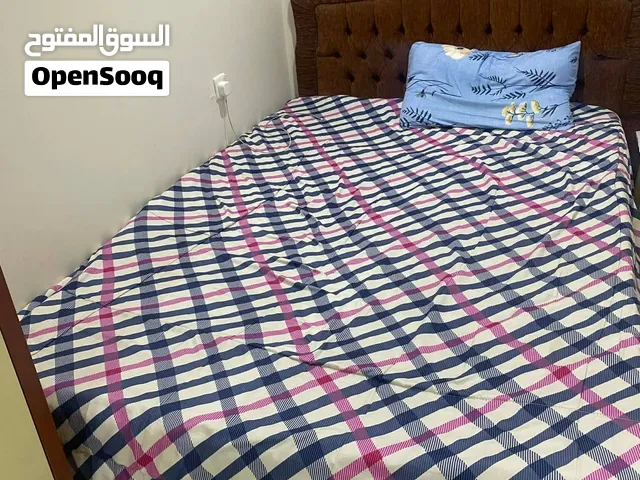 سرير شخصين بحاله ممتازه