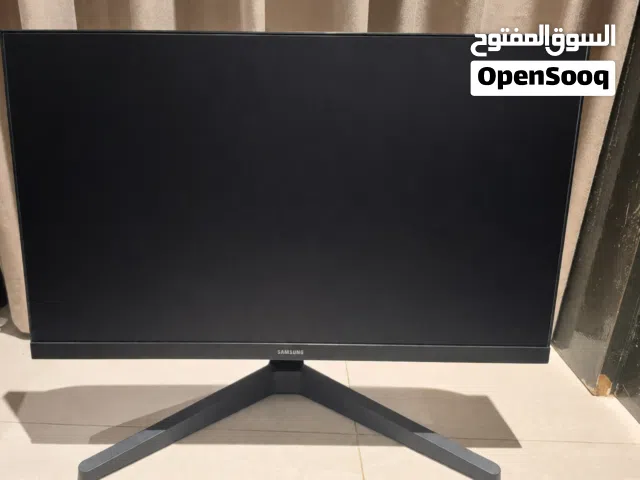 Barely used Samsung monitor very neatly kept no scratches or dents