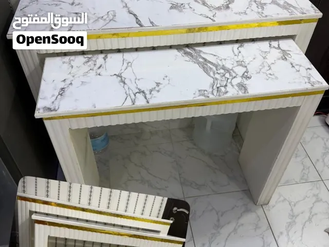طاولة مدخل