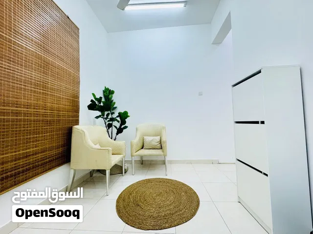 شقة رائعة للايجار  للعوائل 4 غرف بمدخل منفصل
