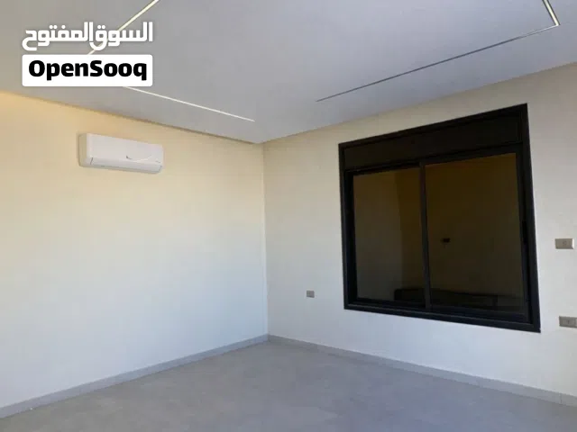 اخير مع رووف قرب العلوم التطبيقية ب 110 الاف