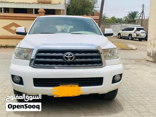 تويوتا سيكويا وكالة بهوان للبيع نظيفة وممشى بسيط المالك الأول