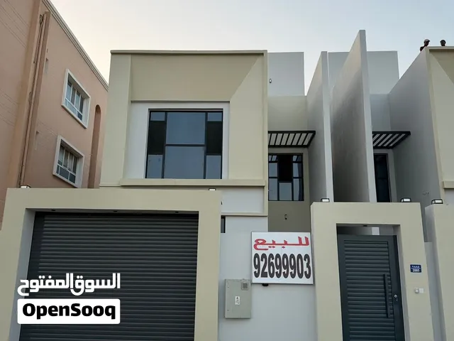 فيلا فخمه لبيع بمرتفعات العامرات التاسعه