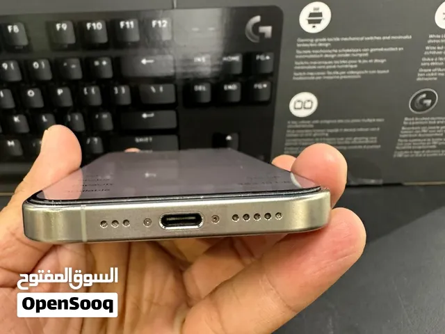 Used iPhone 15 Pro with 512GB in Silver - Comes with Headset