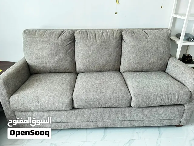 صوفا بيد مستعمل بحالة الجديد
