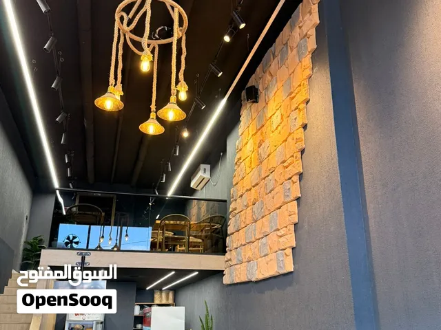 مطعم وكافي شوب مادو / بيرزيت مفرق الجامعة مقابل جامعة بيرزيت