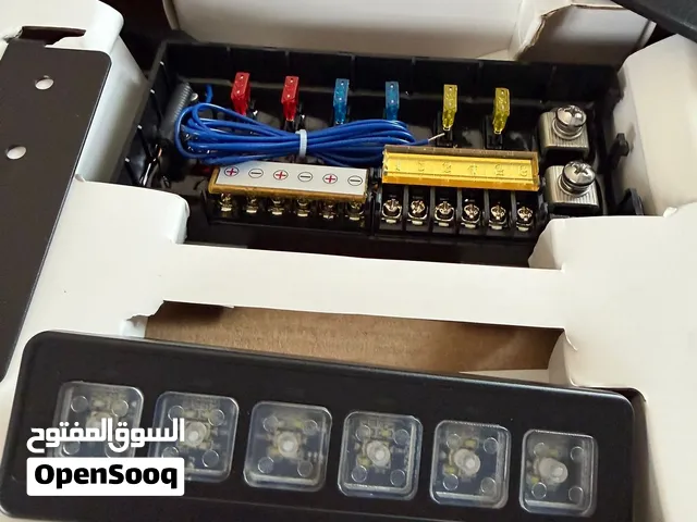 سوتش بانل بلوتوث مع فيوزات يجمع لمبات السياره في مكان واحد