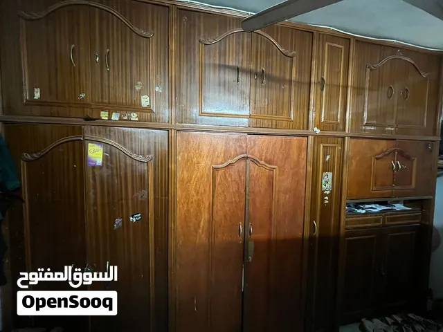 دولاب كبير للبيع