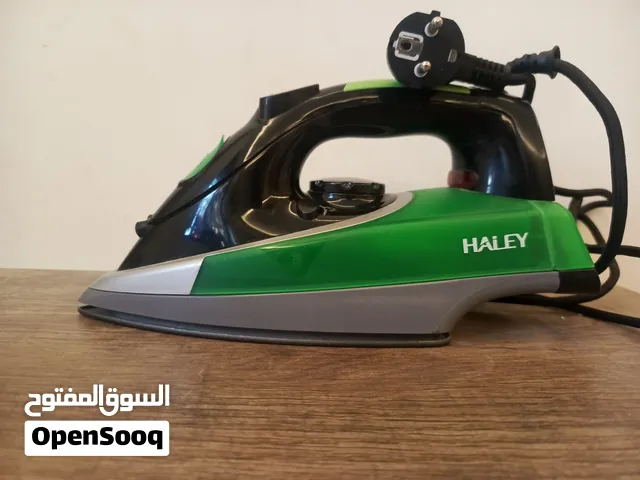 مكواة بخار HALEY 2000 واط – نظيفة وشبه جديدة