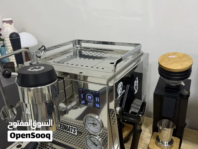 Rocket R Nine One + Eureka Mignon Single Dose Grinder