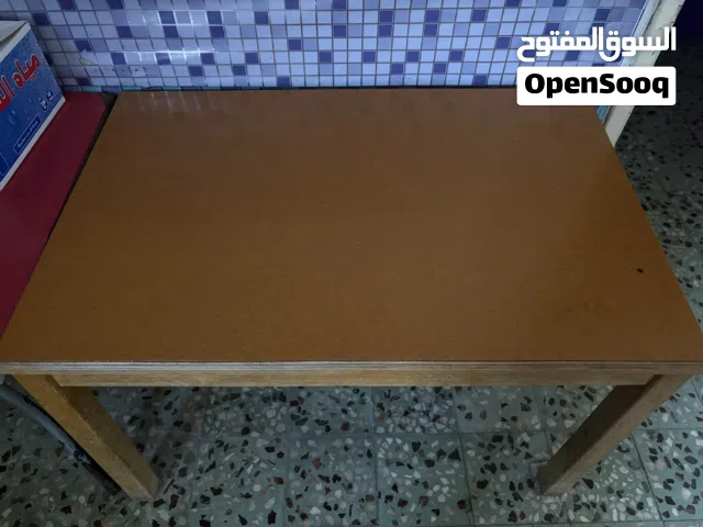 طاولة ثقيلة جداً خشب متين للبيع