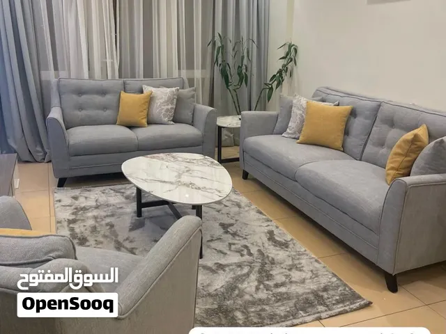 للبيع اثاث و اجهزة كهربائية حالة نظيفة في سلوى ق 6