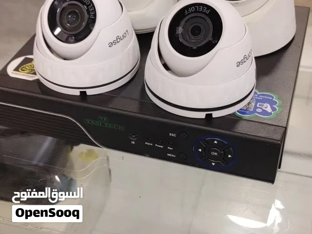 4 كاميرات مستعملين