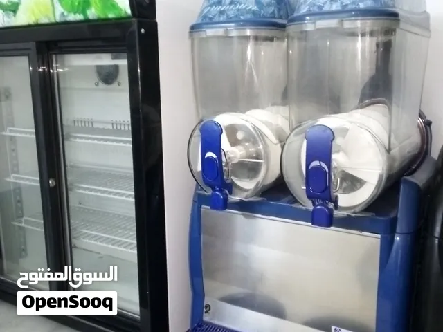 ماكينة سلاش سينكتيل اسباني عدد ثنتين ثلاثه احواض وحوضين بحال الوكاله