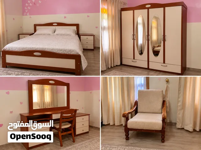 غرفة نوم كاملة بحالة شبة جديد وبسعر جدا مناسب