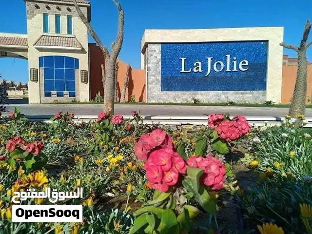 لاجولي السخنه شاليه للبيع 70 متر دور تاني بروف