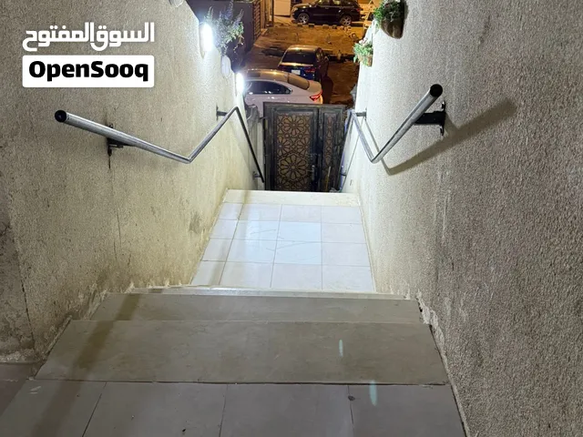 طابق كامل للأيجار تجاري فقط مساحة 270 متر