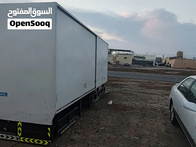 صندوق او كريل مغلق للبيع