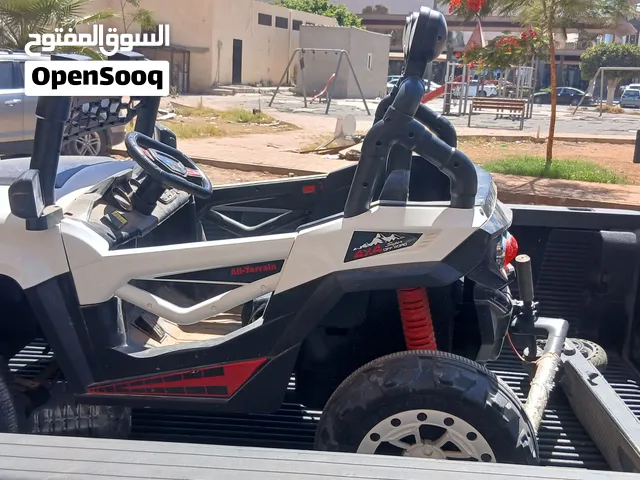 سيارة أطفال 4 محرك للبيع