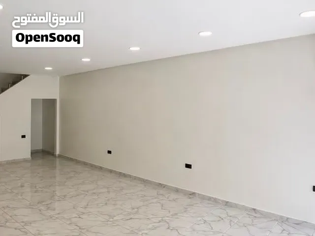 Local commercial à vendre 39 m2 Sol / 39 m2 Mezzanine