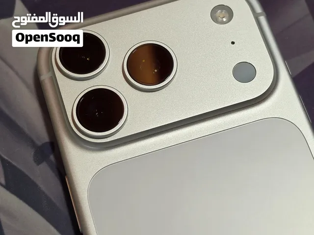 17 Pro E-sim 512GB  Battery  91%  توب نظافة ولا خدش  ..ولا...ملاحظة