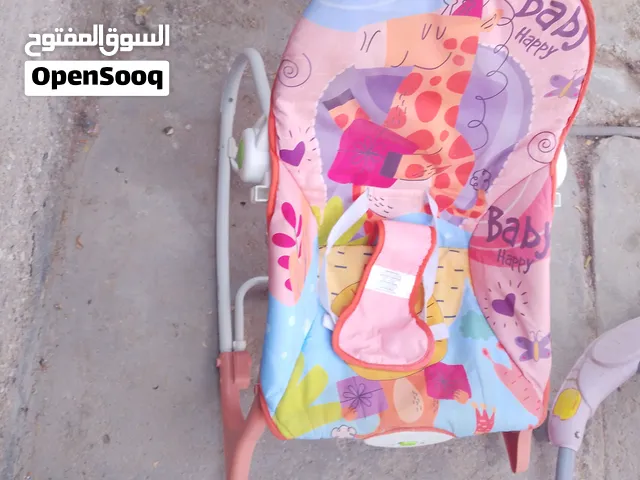 گرسي هزاز نضيف وحلو ومو بس هزاز اصلاً يثبت سعره 5الاف