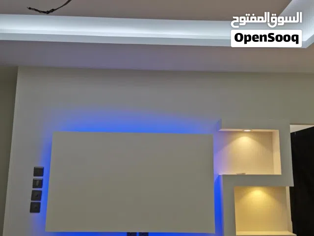 مسقط. فني كهرباء منازل ومحلات تأسيس + وصيانه نقوم ايضاً بتصميم ديكورات المنازل والمحلات