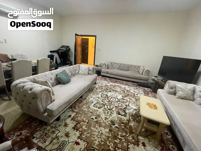 اثاث غرفة المعيشة