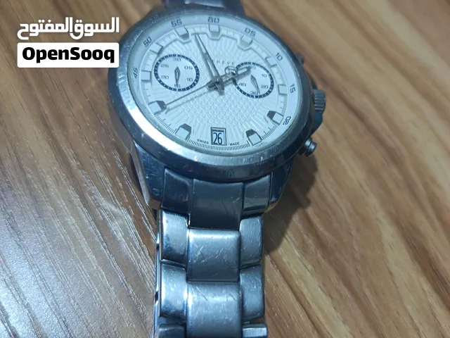 البيع. الساعه ثمينه جداا