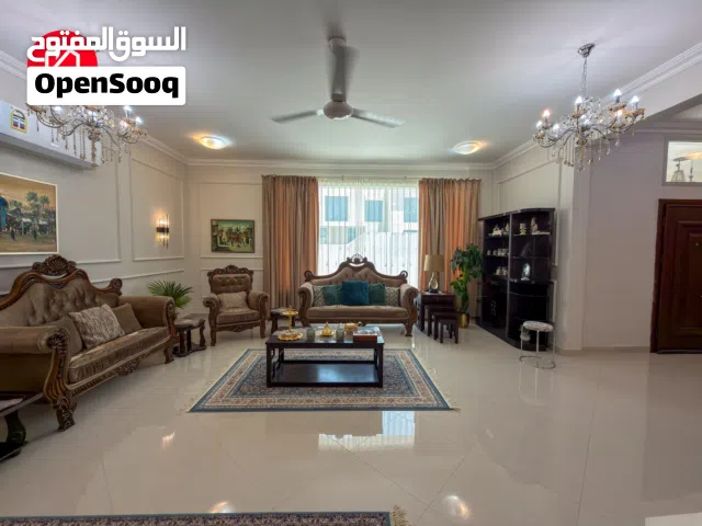 فيلا راقية للبيع في الخوض السابعة مؤجر 475 ريال شهريا