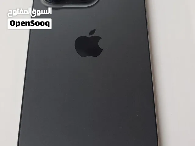 15 برو ماكس لون اسود