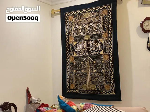 اجهزة مع عفش نظيفه جدا مع ادوات مطبخ جديده بالكرتونه