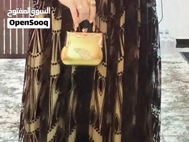 فستان طلعة شتائي للمحجبات