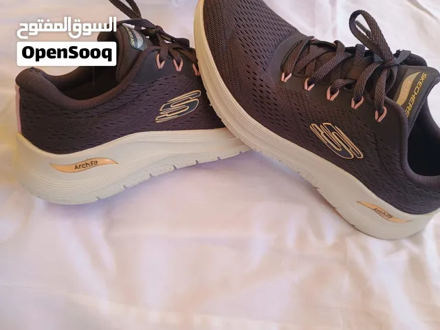 Skechers Arch Fit Men’s Running & Walking Sneakers. Lightweight and comfort. size EUR 38