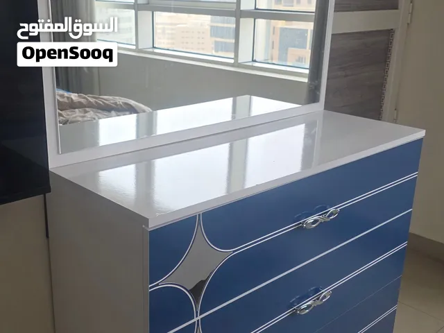 غرفة نوم كاملة بحالة جيدة جدا صناعة تركية بدون اي خدوش وجميع القطع موجودة بجودة عالية
