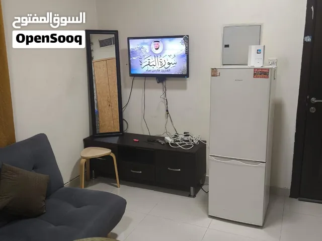 استوديو منطقه النخيل واحد ثلاجه