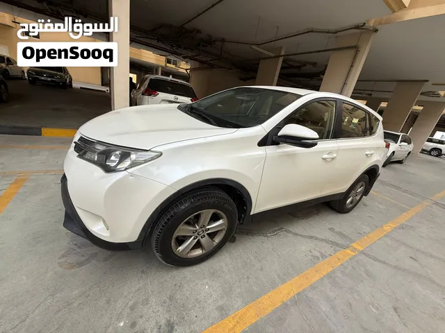 Toyota Rav 4 2015 model gcc mid option rta passed ready to transfer or register kindly whats up me