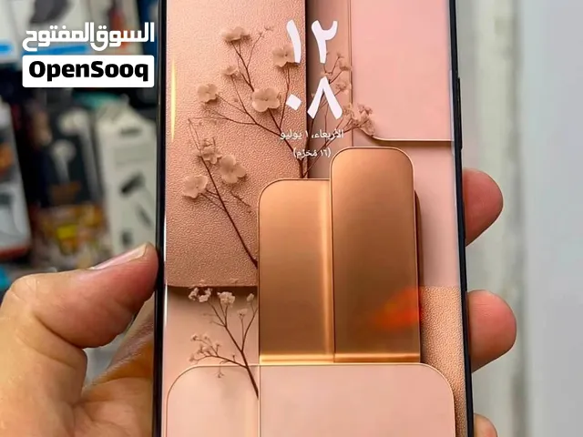Samsung Galaxy S22 Ultra 5G 256 GB in Basra