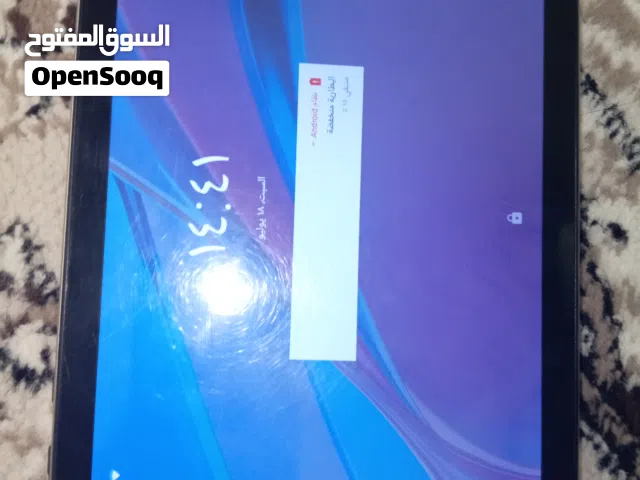 اياباد في حالة مثالية يوجد به تكسرات من الخلف لاكنه يعمل وبحالة مثالية يتي معه شاحن دون بلك