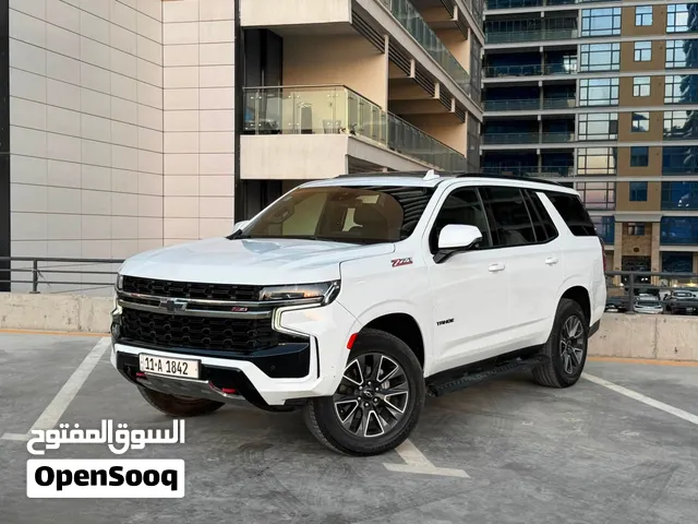 للبيع: شفروليه تاهو Z71 (موديل 2023) المواصفات العامة: الموديل: 2023 الفئة: Z71 اللون: أبيض ملكي